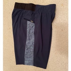 Lululemon 7” Pace Breaker Mens Shorts